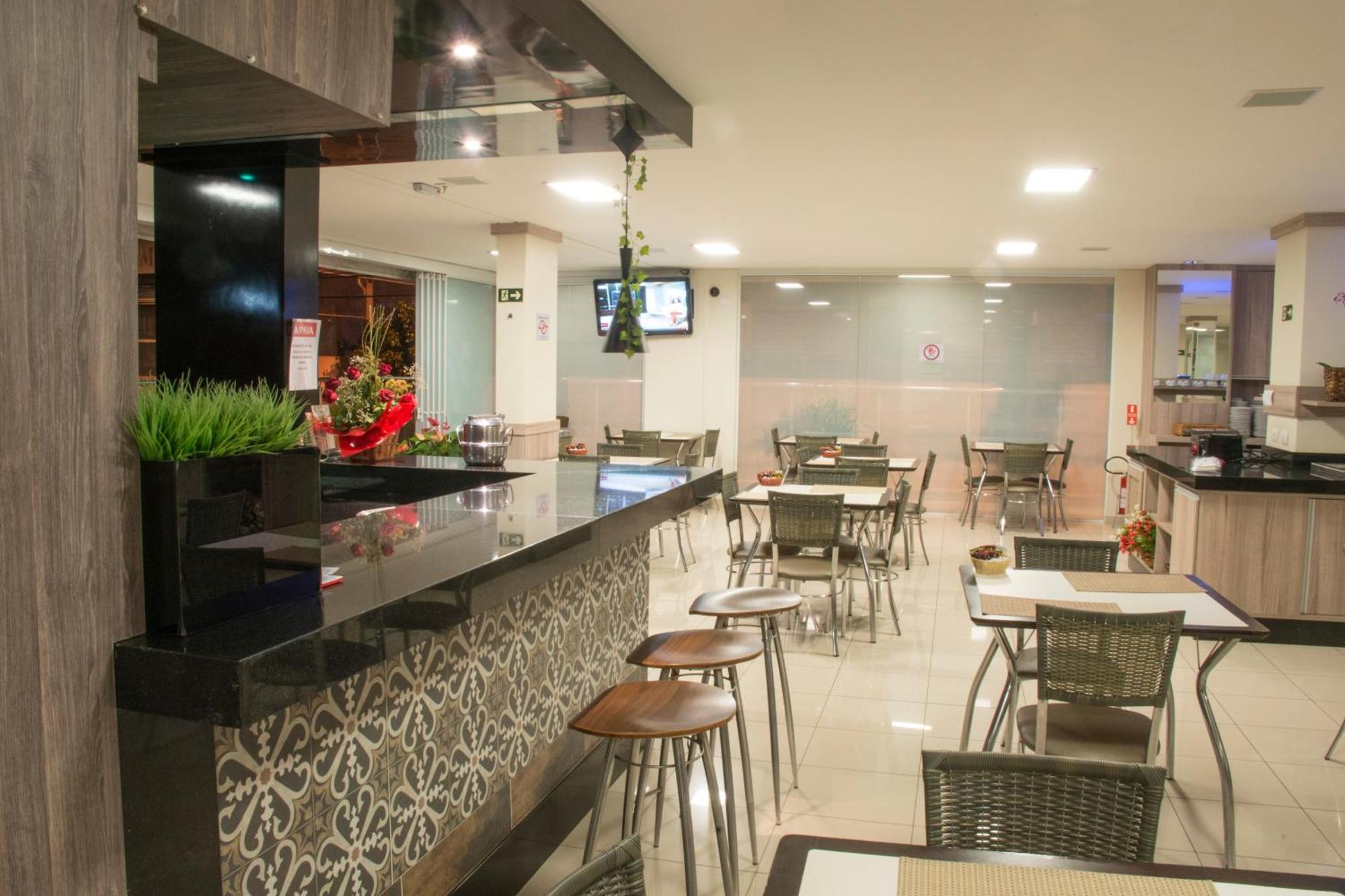 Estoril Hotel Marilia Exterior photo